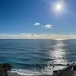 Апартаменты -terrazza Sul Mare- & Parcheggio Privato