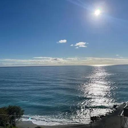 -terrazza Sul Mare- & Parcheggio Privato Varazze