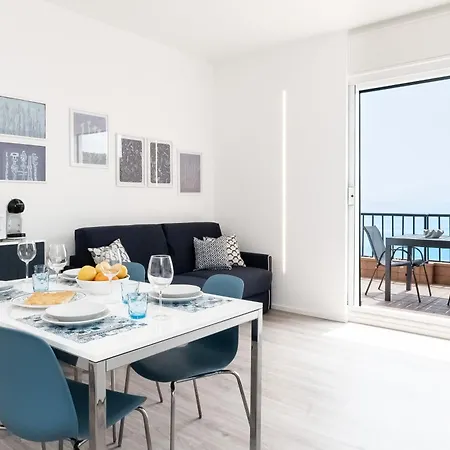 -terrazza Sul Mare- & Parcheggio Privato Διαμέρισμα