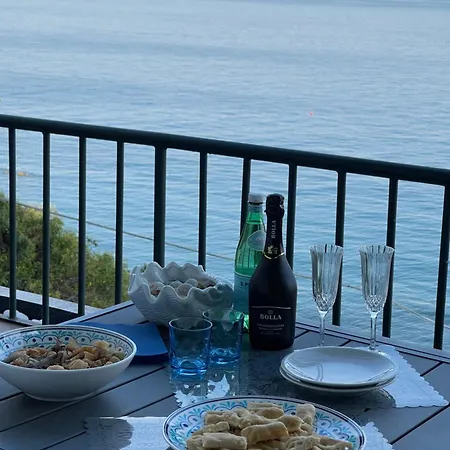 -terrazza Sul Mare- & Parcheggio Privato Διαμέρισμα