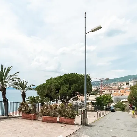 Apartament -terrazza Sul Mare- & Parcheggio Privato *