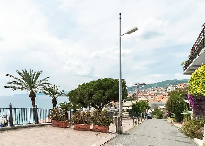 Apartament -terrazza Sul Mare- & Parcheggio Privato *