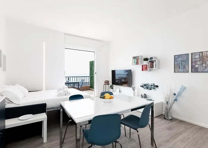 Apartman -terrazza Sul Mare- & Parcheggio Privato *