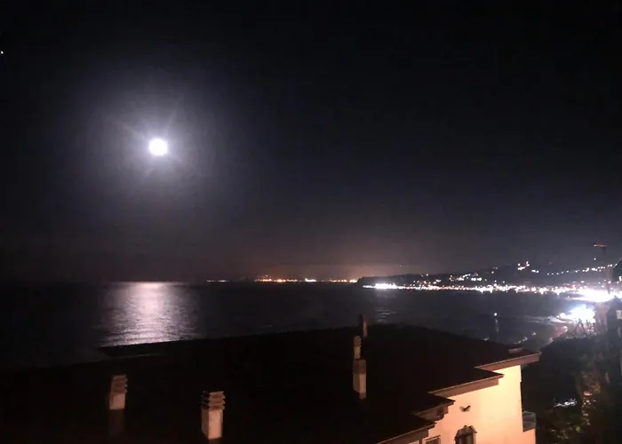 -terrazza Sul Mare- & Parcheggio Privato Apartman Varazze